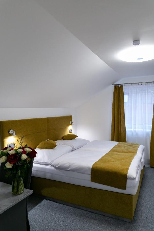 Wellness Hotel Edelweiss Либерец Екстериор снимка